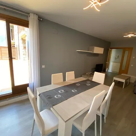 Berde - Aigualluts 3 Dormitorios Con Amplia Terraza, Pk Gratuito
